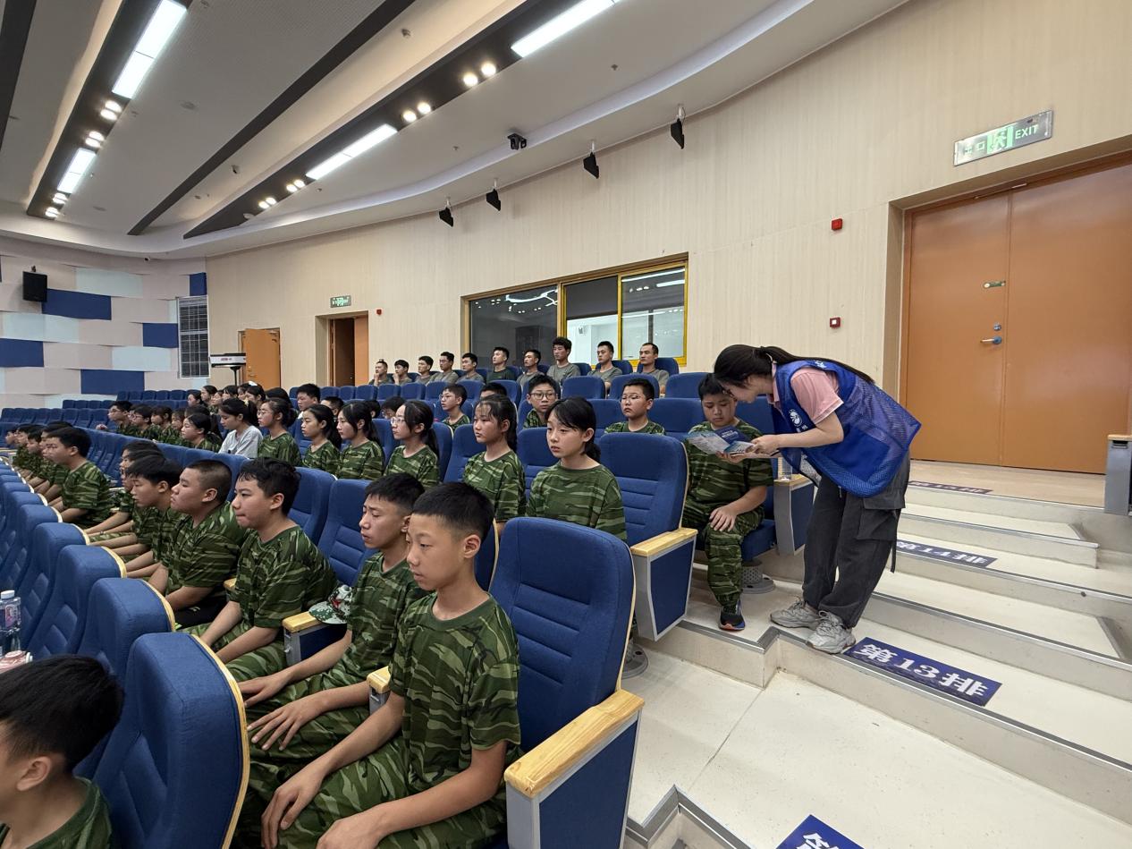 绿锦社区：法治宣传进校园与法同行护成长（照片） (6)