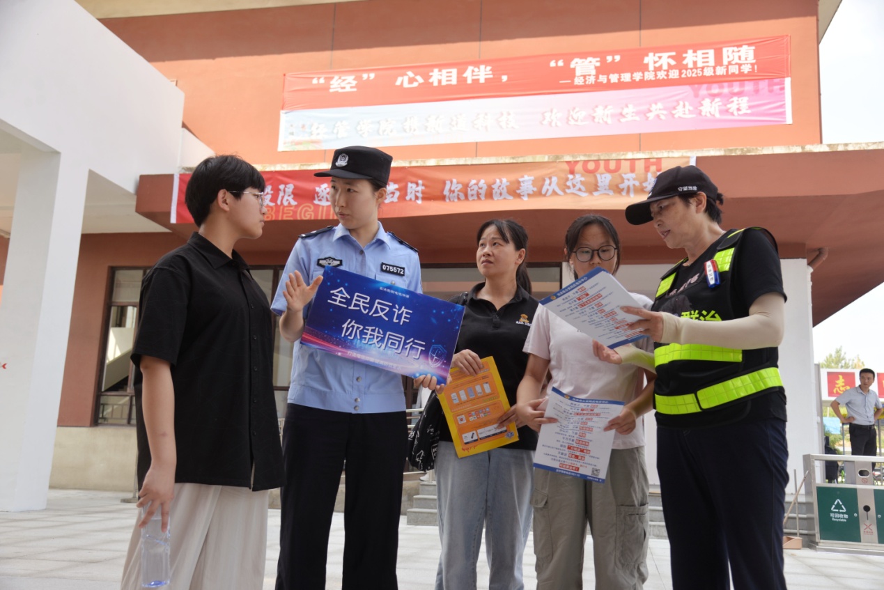D:\WeChat Files\q41988363\FileStorage\Temp\ff9682d48e24ef7bd2fcc59246d3791.jpg