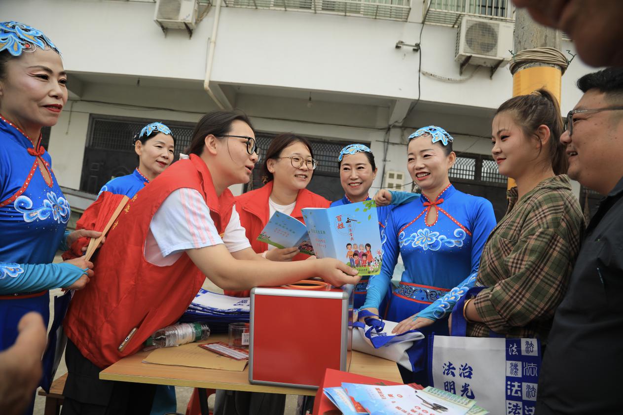 c492fd501e36d53d6f8bb657839974d