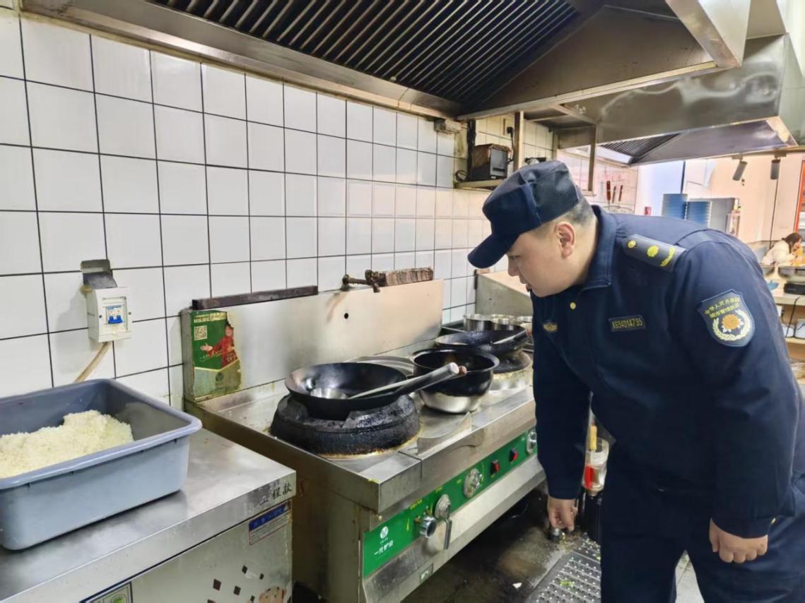 336e154618794bad82cec6171cb0c5aa