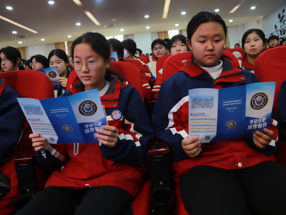 89720e6c2e444068cde5a2fd186d18a