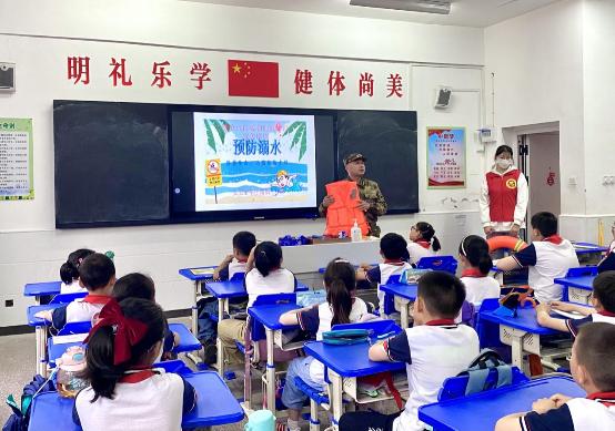 C:\DOCUME~1\ADMINI~1\LOCALS~1\Temp\WeChat Files\653707f5eae6775ab018ae84e5bcc7a.jpg