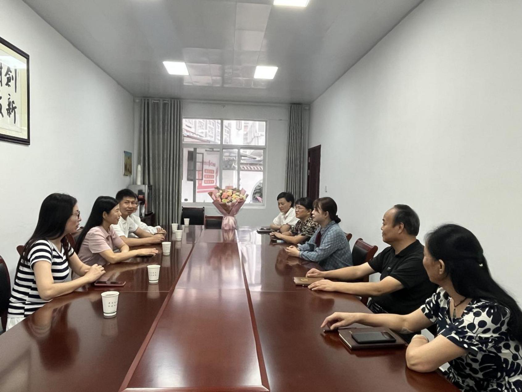 座谈会照片