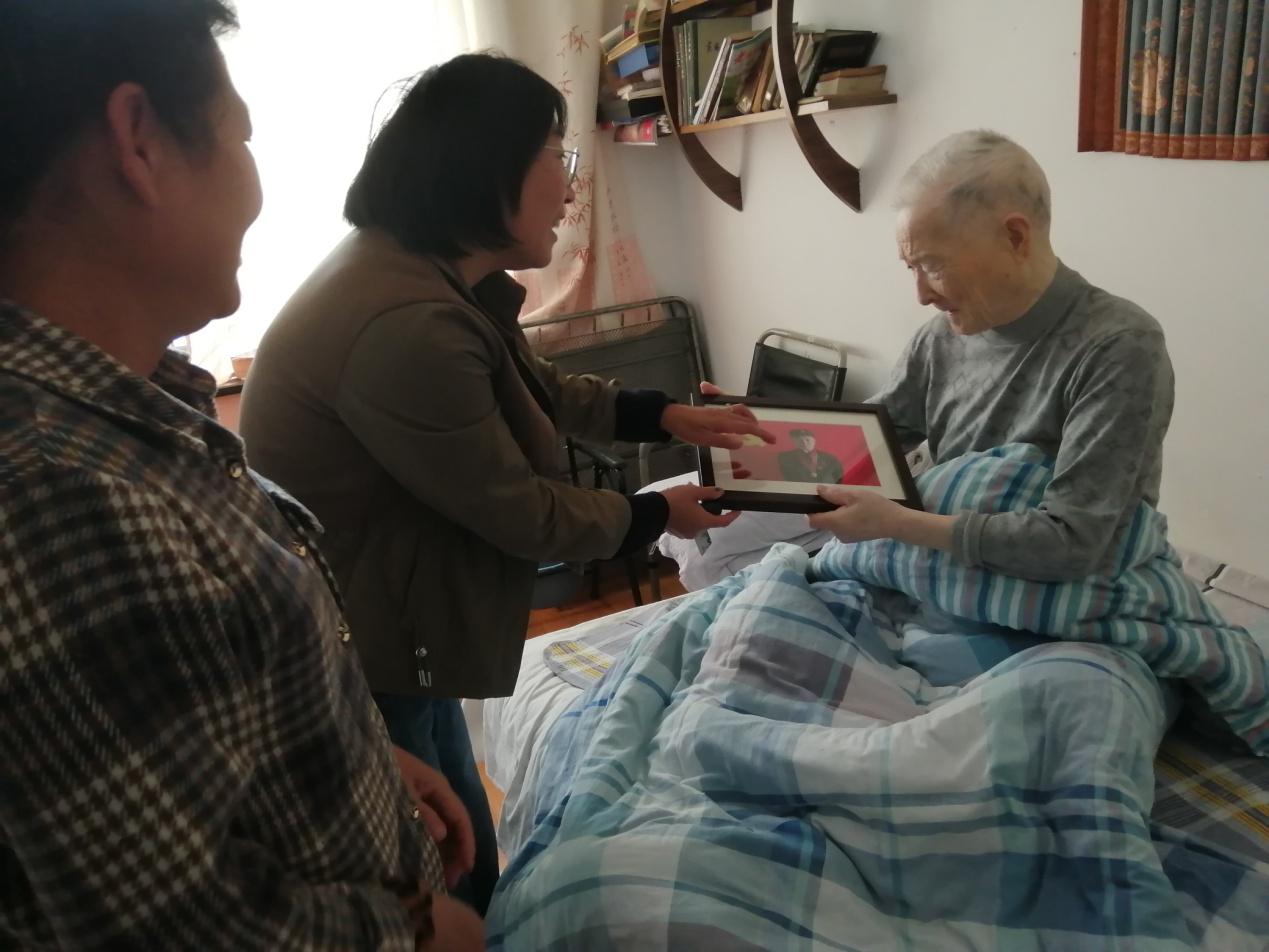 G:\WEIXIN\WeChat Files\wxid_dnsxo5ohqlqs22\FileStorage\Temp\9b2d1bcc0ea25c75f514f261779b83c.jpg
