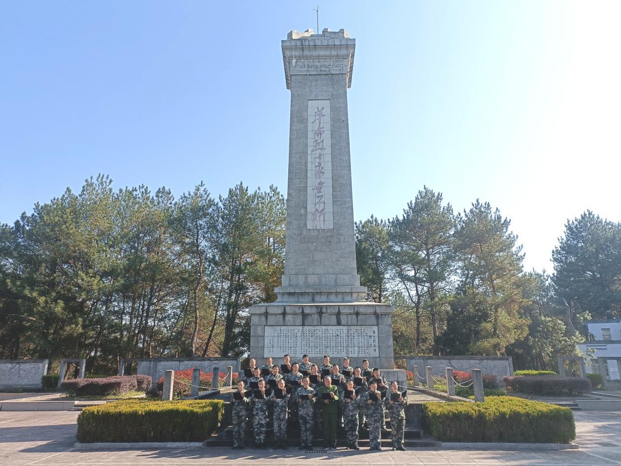 047a7f8ea83f77eda38081e8bfacdc7