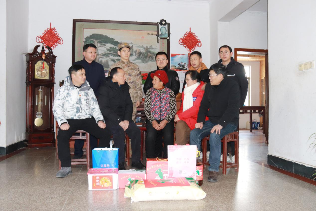 C:\Users\Administrator\Desktop\新建文件夹 (9)\IMG_0802.JPG