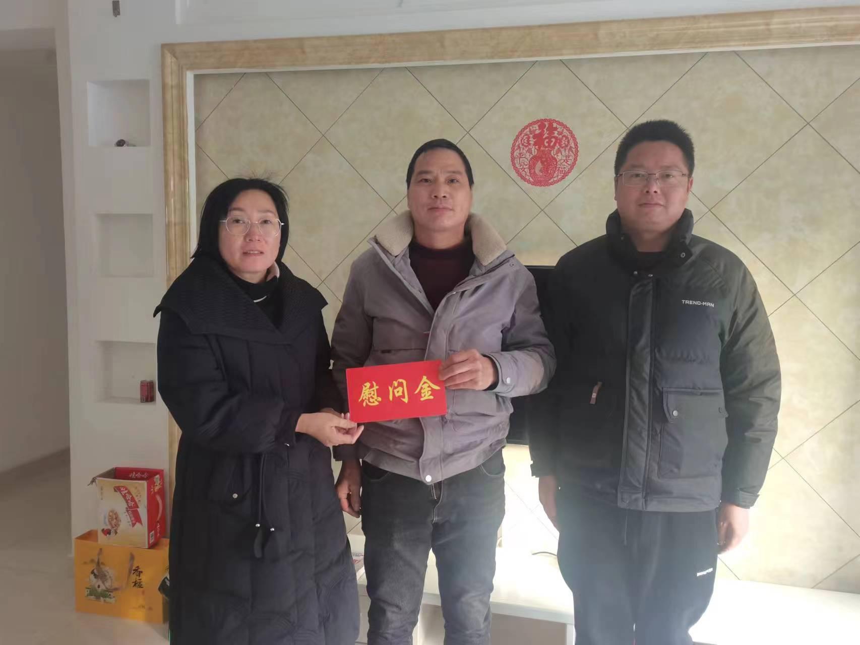 G:\WEIXIN\WeChat Files\wxid_dnsxo5ohqlqs22\FileStorage\Temp\084b6f2f7754189f236d30a78d4d82a.jpg