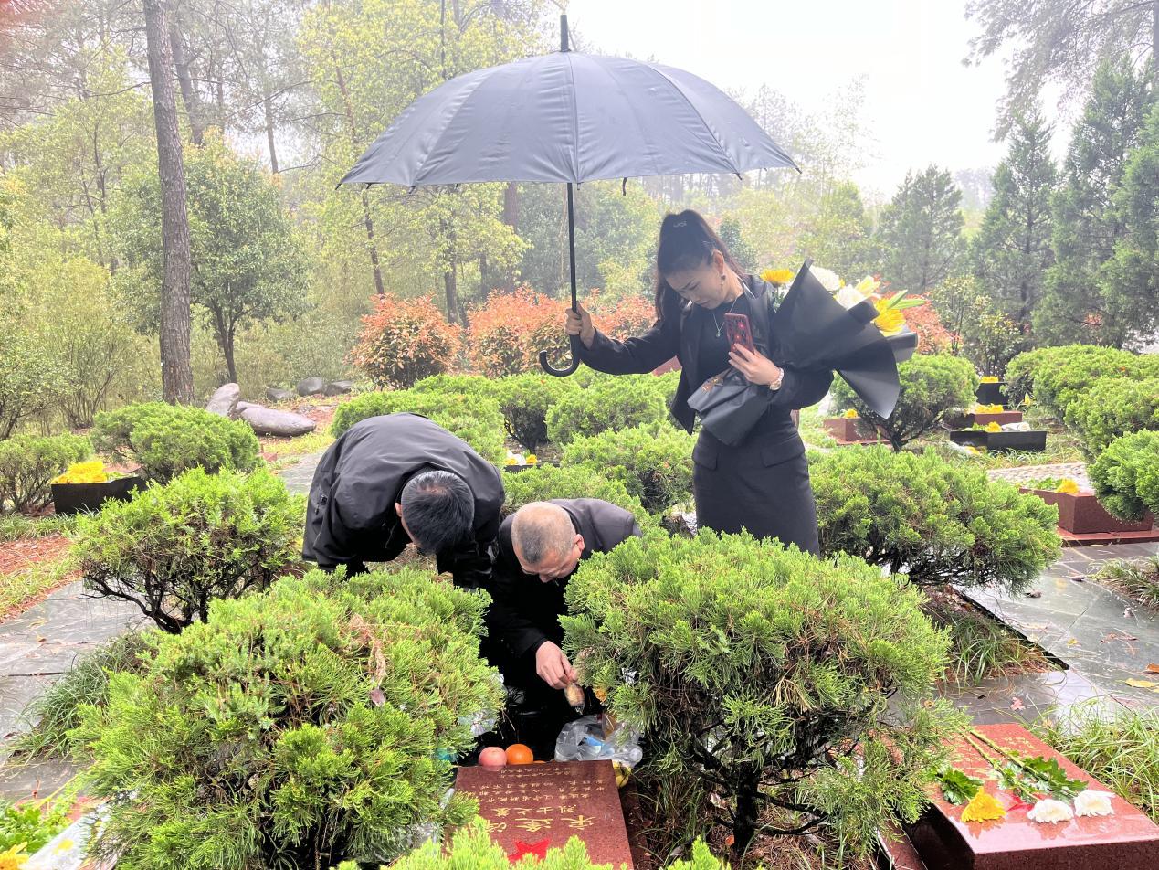 e360a4f150bca3f091fc3bfe3302088