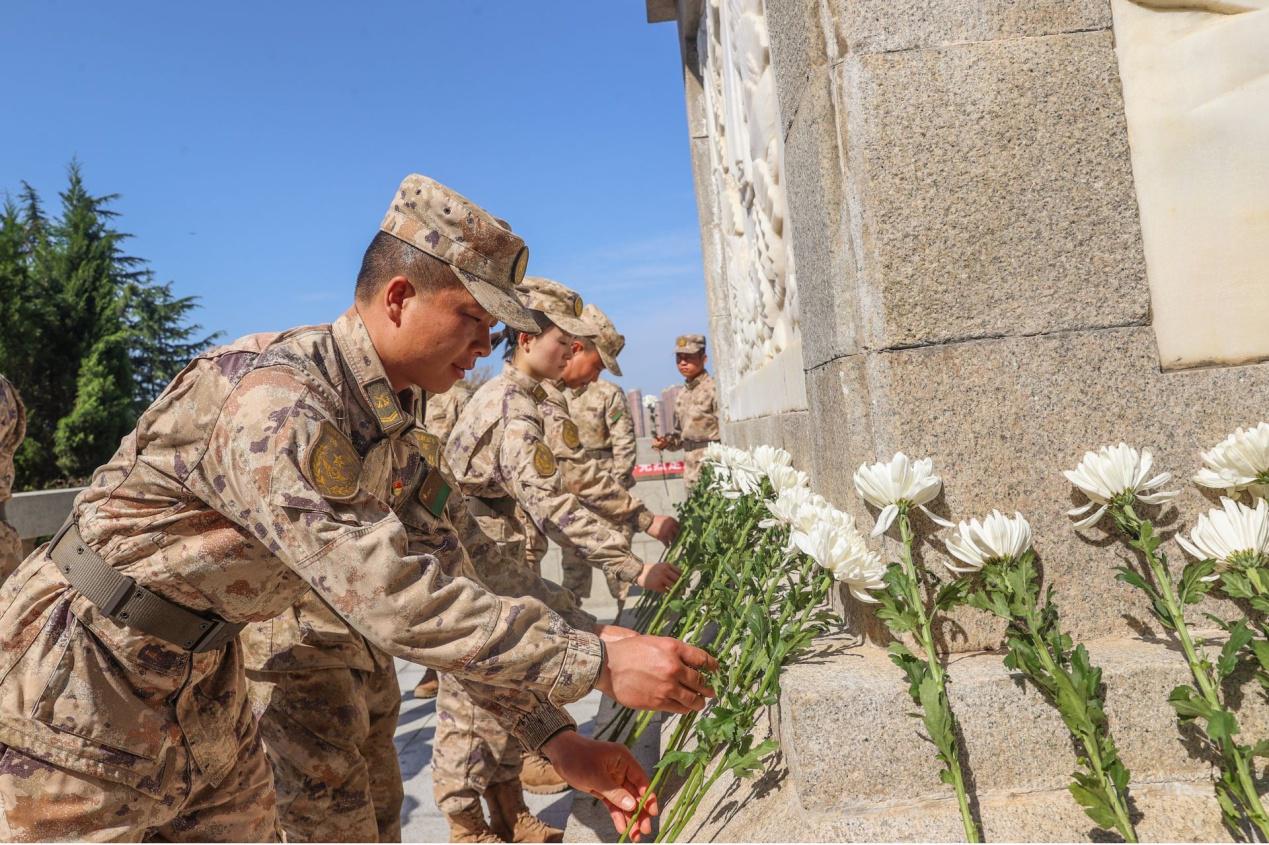 C:\Users\Administrator\Documents\WeChat Files\wangyanrumm\FileStorage\Temp\ed7d5fdc93caf12047460390b847fb0.jpg