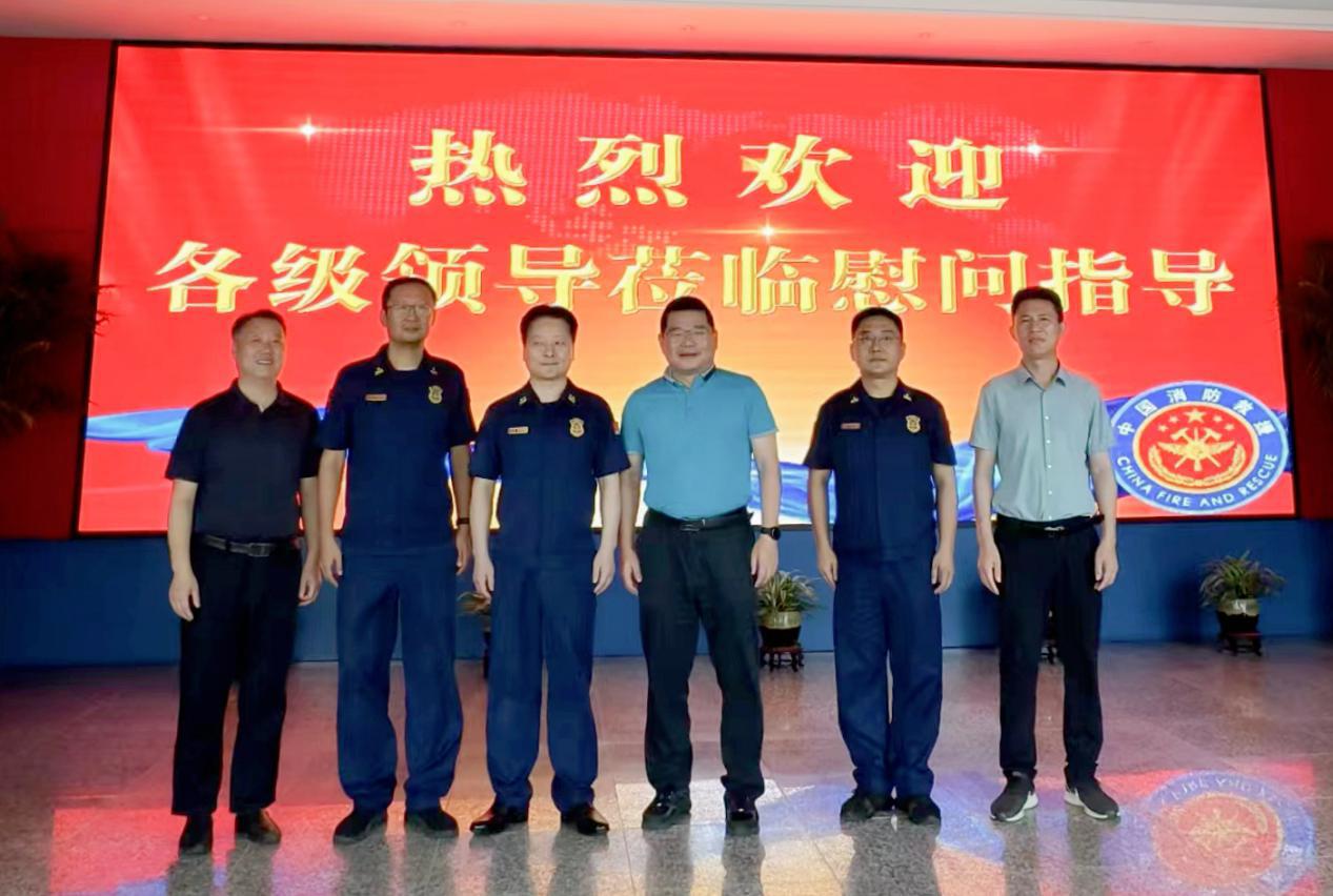 b73286c117f5a74d8c6f80a8745d847b_