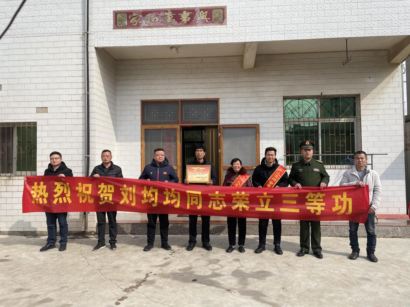 36f8b8d31beb9cb92613eec9ee7dfc9