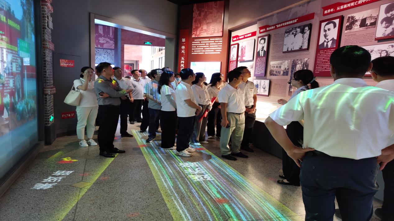 C:\Users\hp\Documents\WeChat Files\wxid_yw6a6wy4q90a22\FileStorage\Temp\a15fa9f3204f82d35dd9dddeb7d676b.jpg