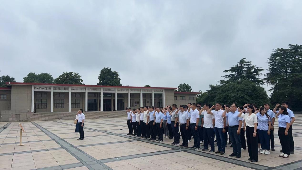 C:\Users\hp\Documents\WeChat Files\wxid_yw6a6wy4q90a22\FileStorage\Temp\5cce6e04279d3918283222c2837ca38.jpg