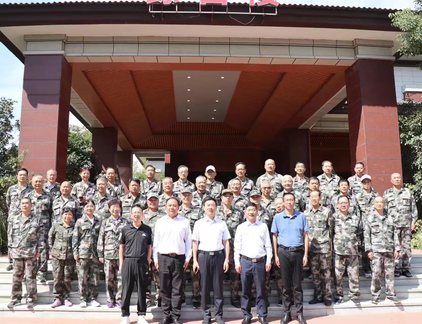 2bbca51cf1ff156463f0bc1eb35eb22