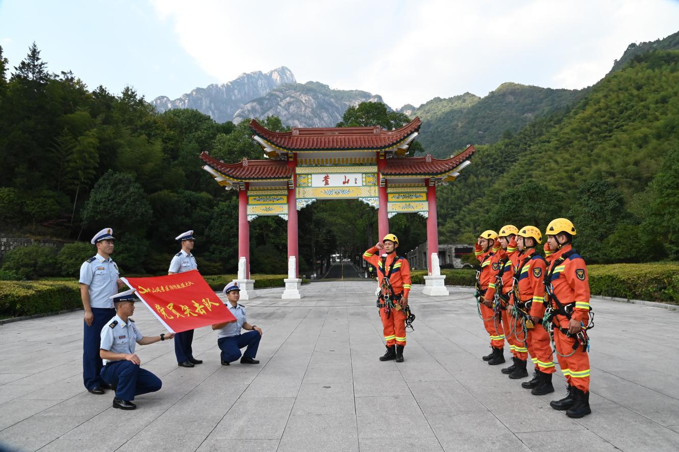 b319fe9112604793b82a08c81ad0ce2