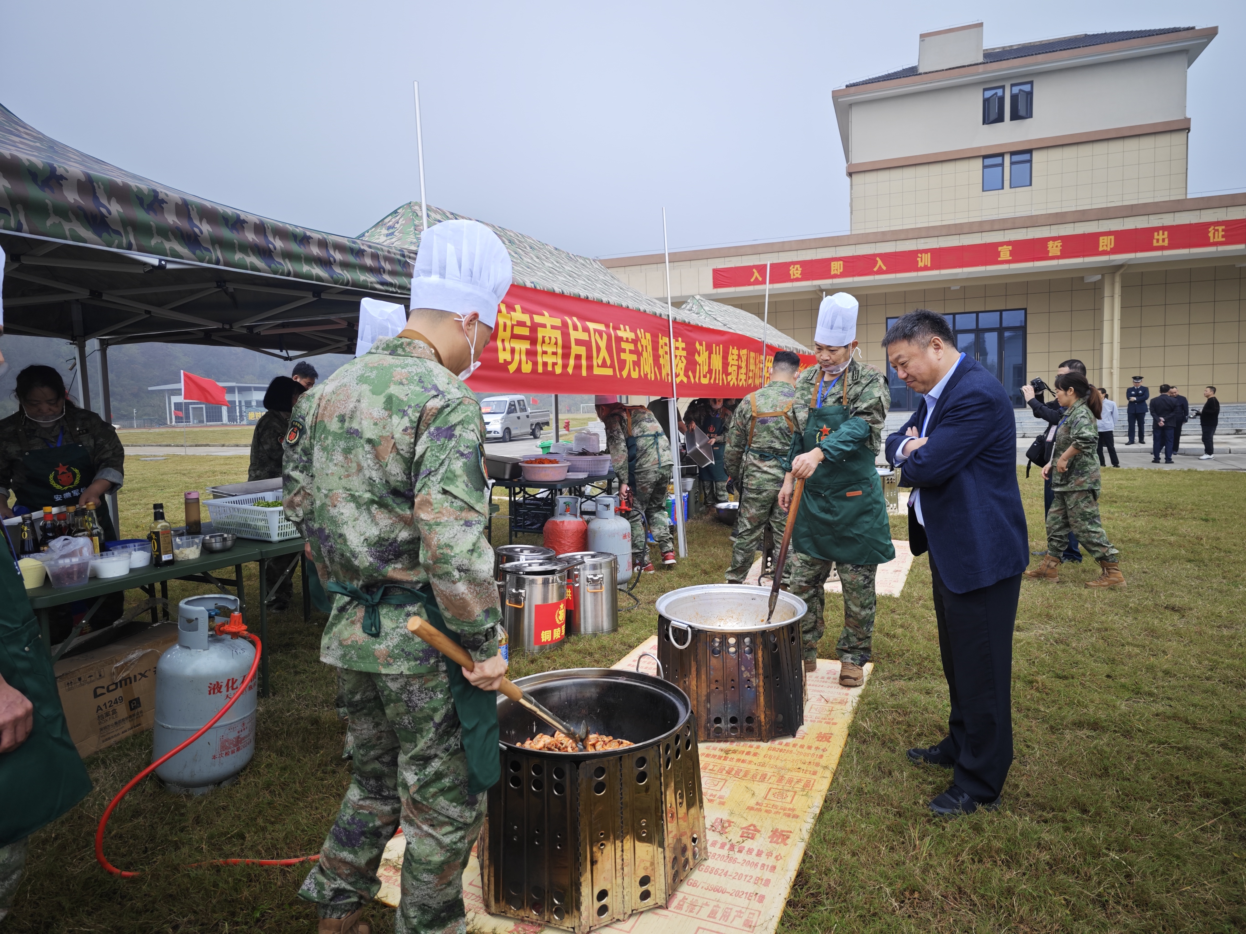 dc614bf716c4c59b68c9abfc0123432