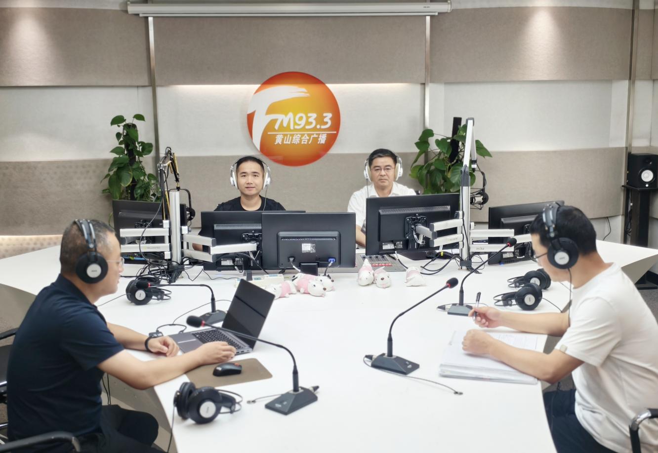 ebdc019b1c14abea9824306af1f7409