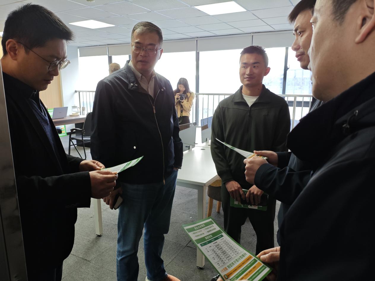 0991640aaf9d0f8f2682d1748a30167d