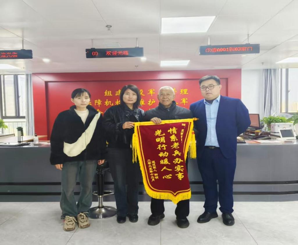 43b9a1da457d86caffd1ff270f6a1f27