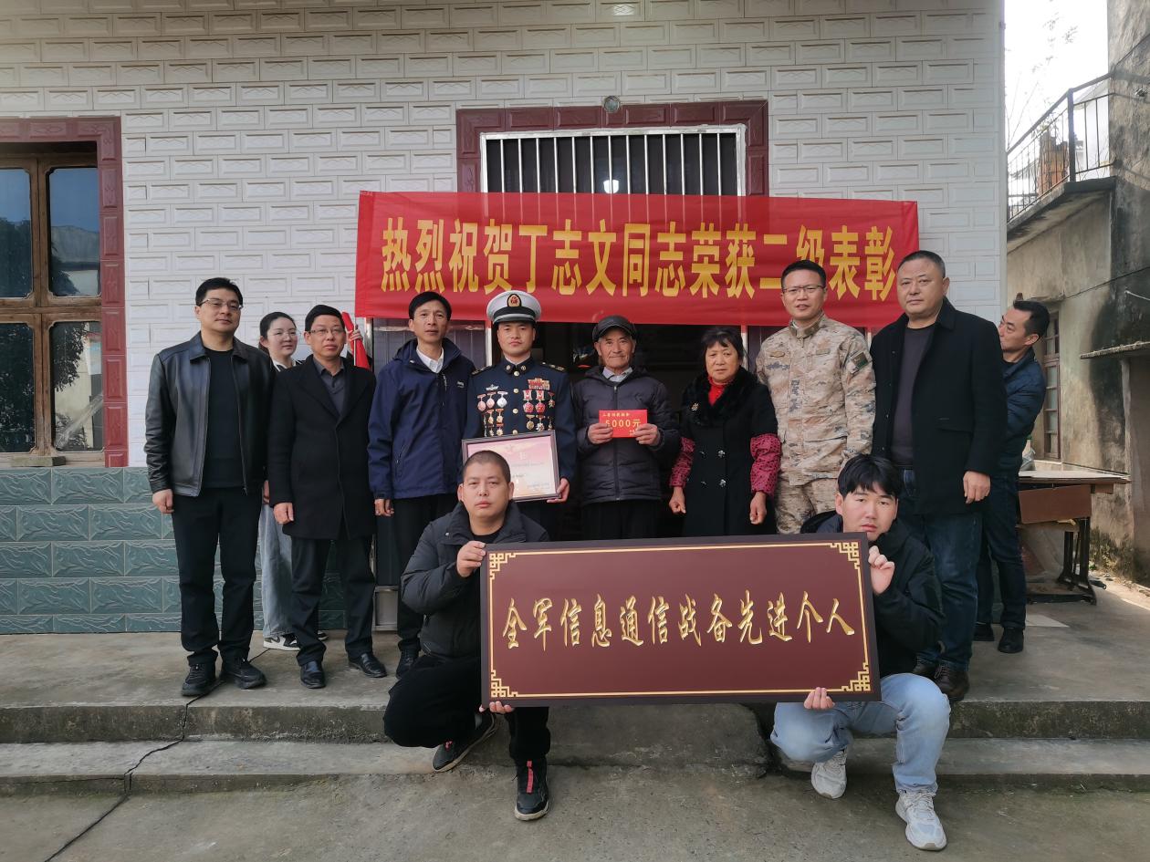 7c2444818fb2d273da3ab1f62283fe71