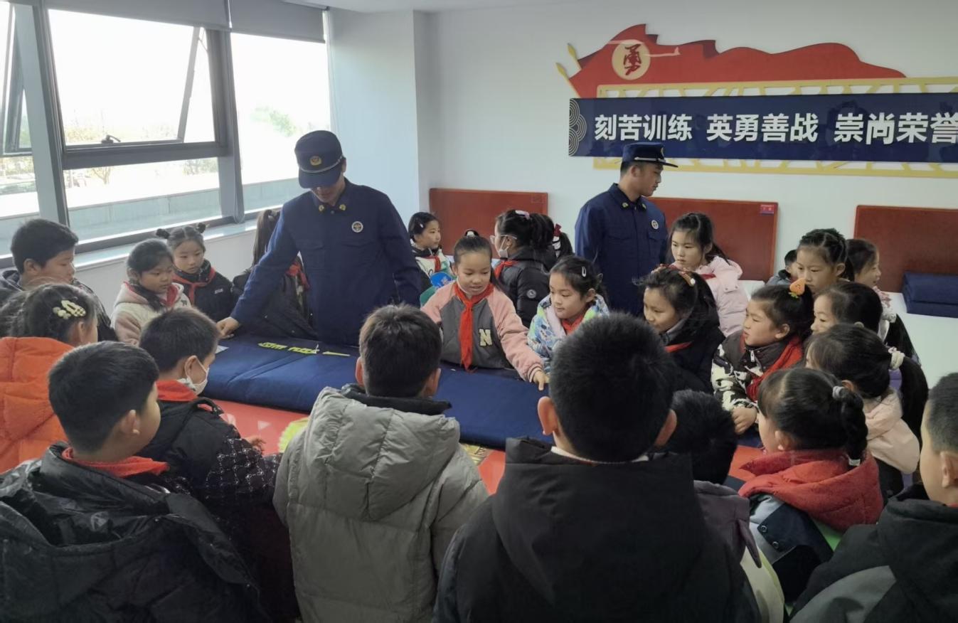 7e0d8fdf1665844a1fc25d1ef967714e