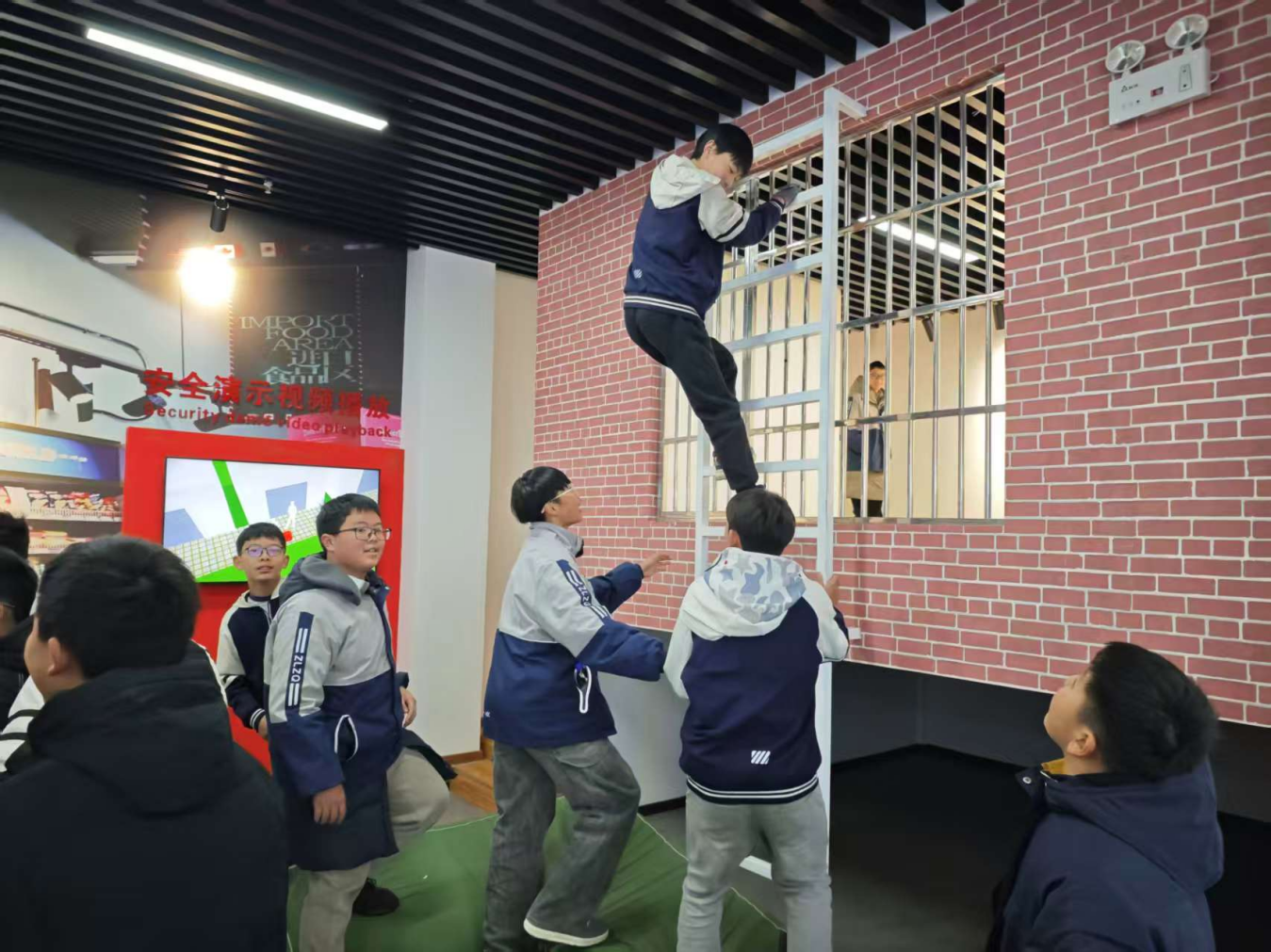 f1911018355b52ec66be275b10bcbf12