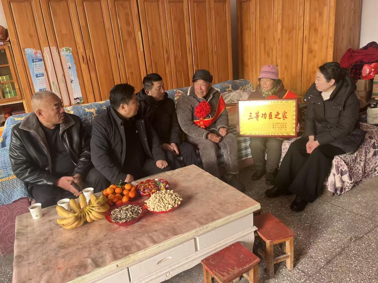 09ed664a2cb2f947bc4d7298f57c9632