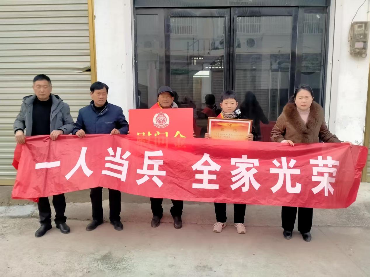 3305c5ee923cc06a1b8e4856d462be39