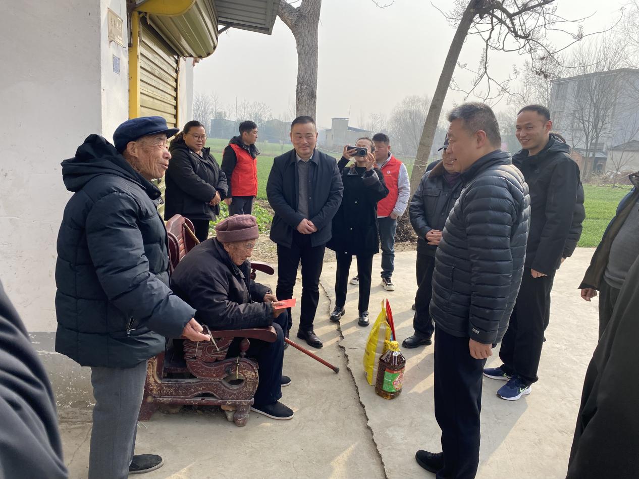 44005d72e7f09b1a6279e4ee161252e8