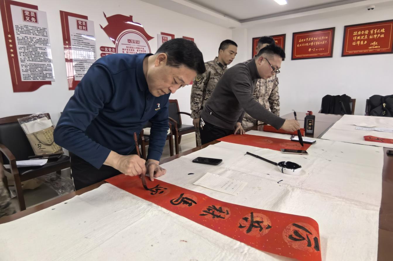 42ceb1174b792e1e3ae38d7c60f7ebb6