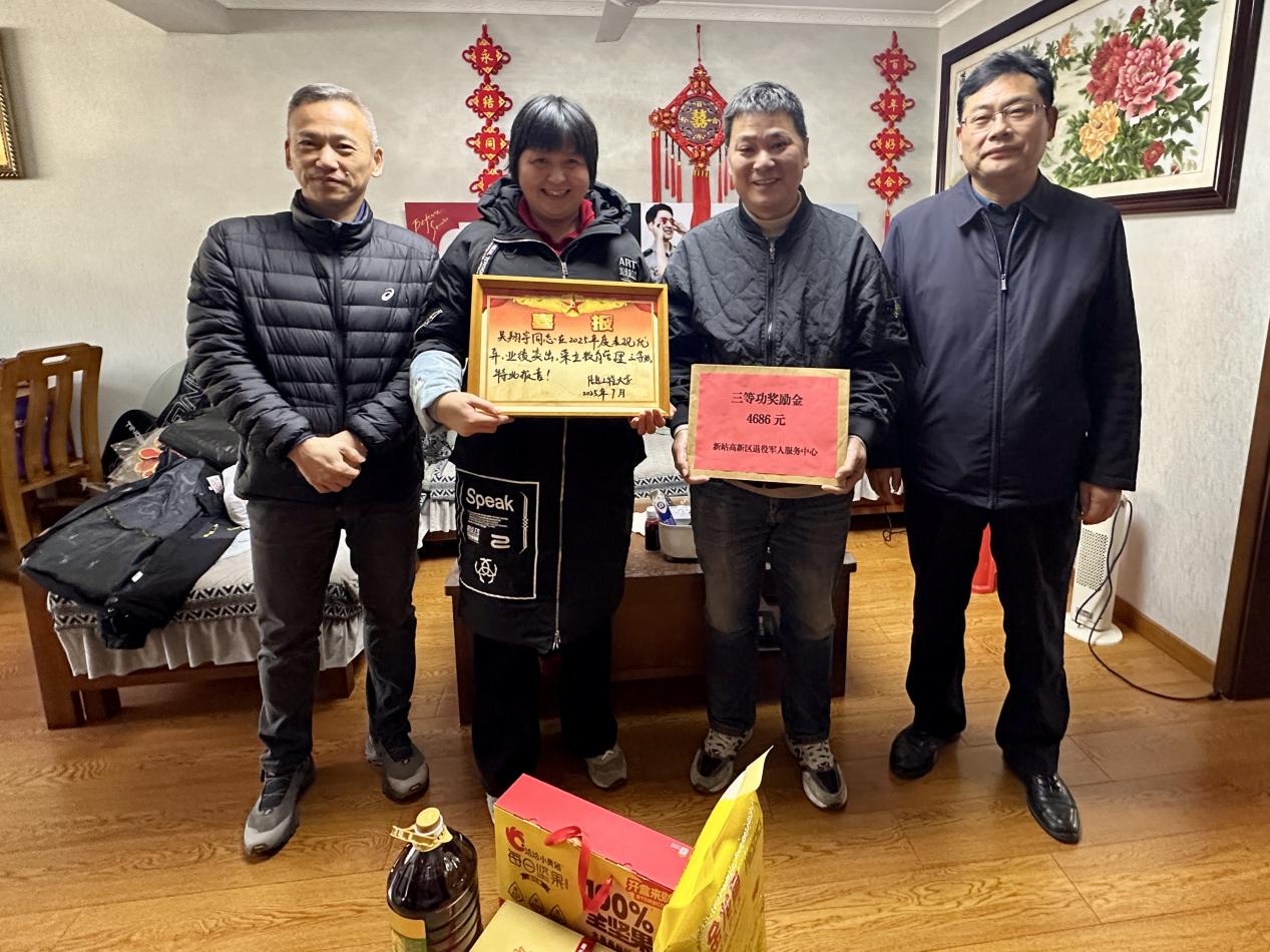 1ab5d29ad51181a98012aaff47a15f3