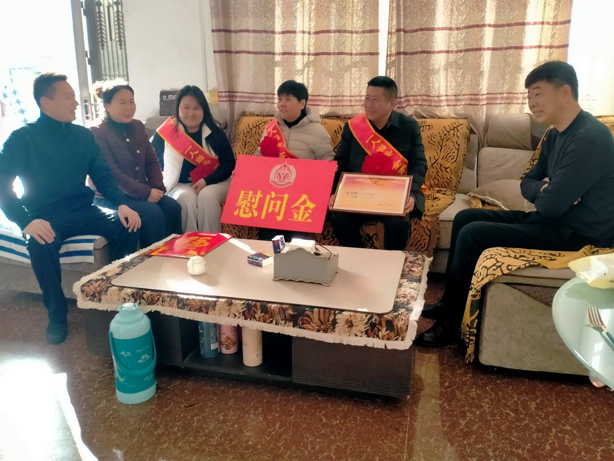 5c3195931033023bc50ee115f5d9e73b