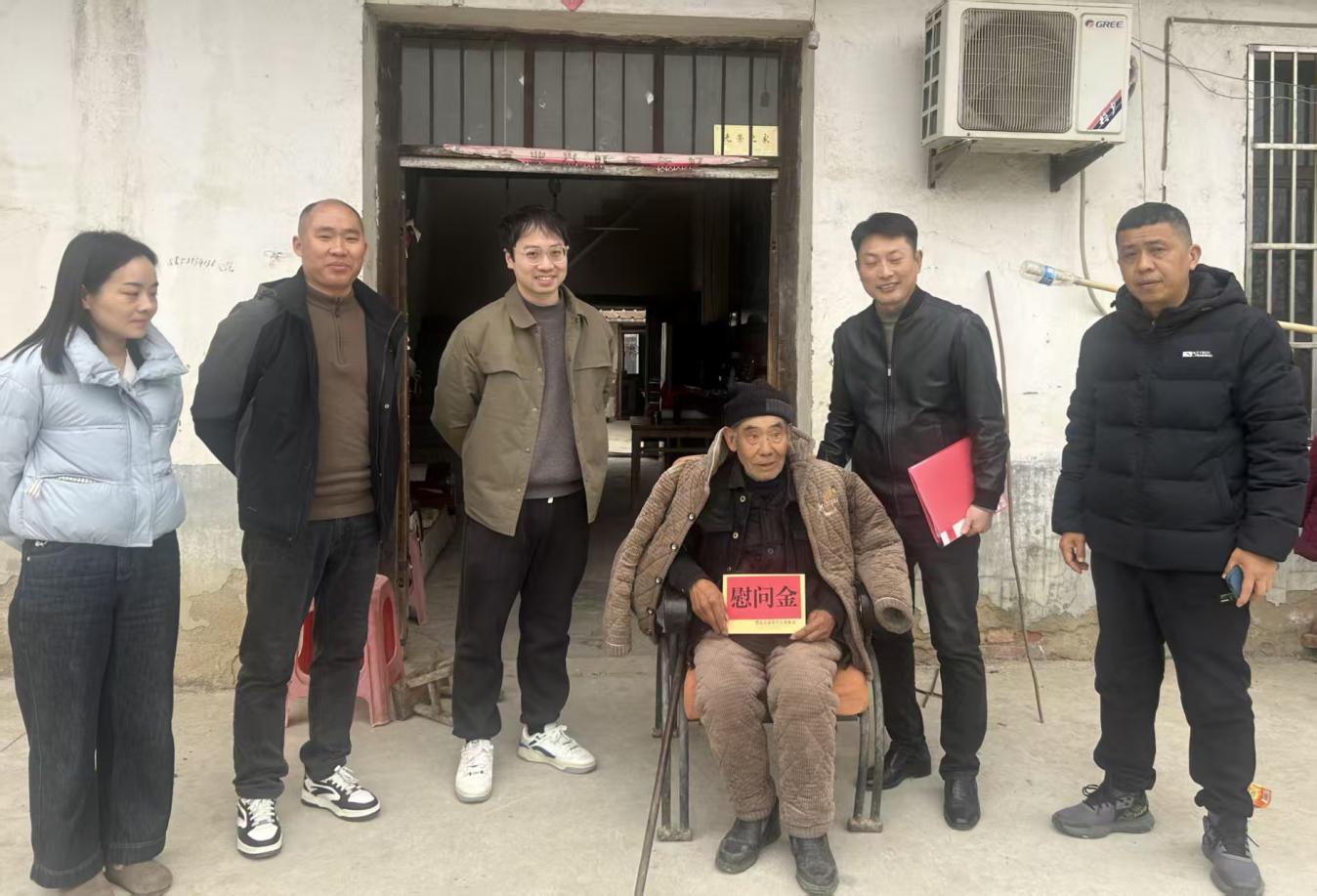 7de08861683bf0ea0378ca99a1f6ba15