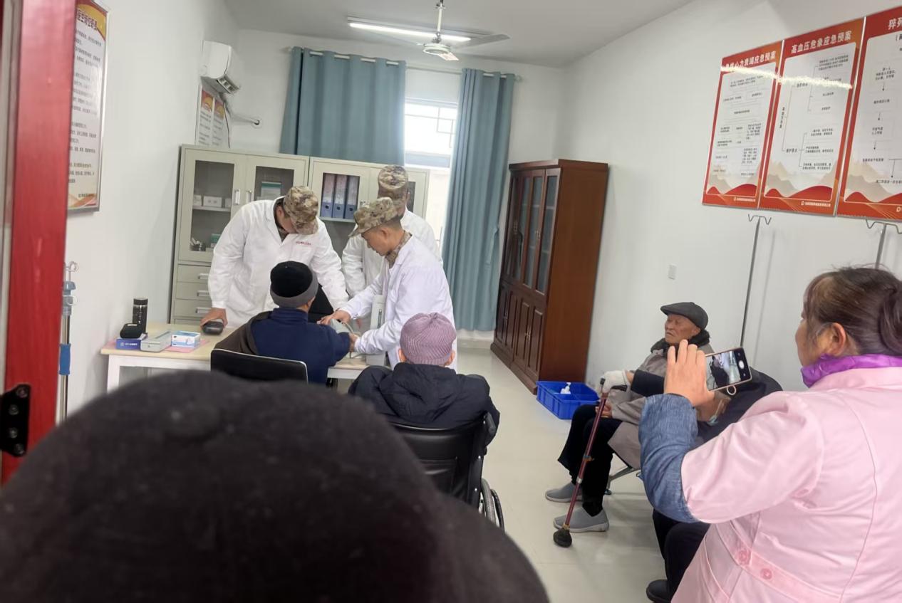 f511fb2def604171b297c292c67bfe38