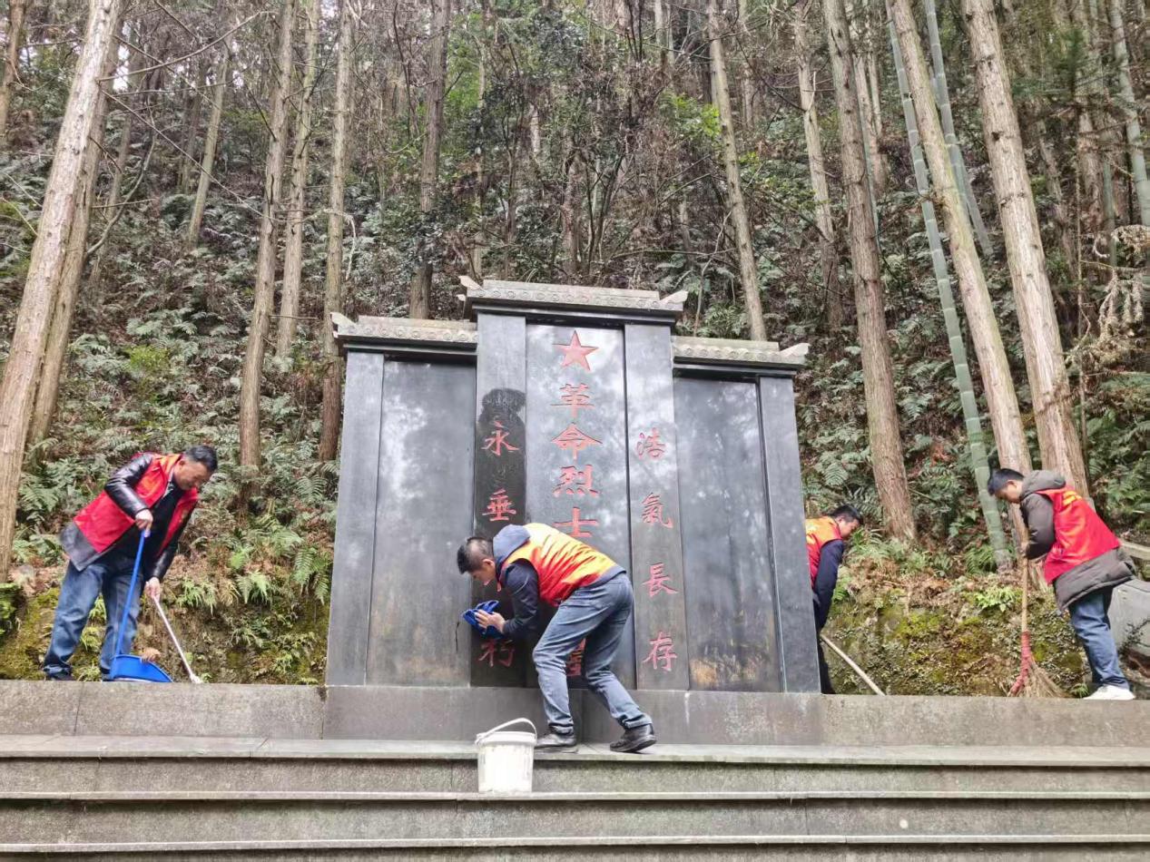 84585dfb2da185e20f135d4d2b313de4