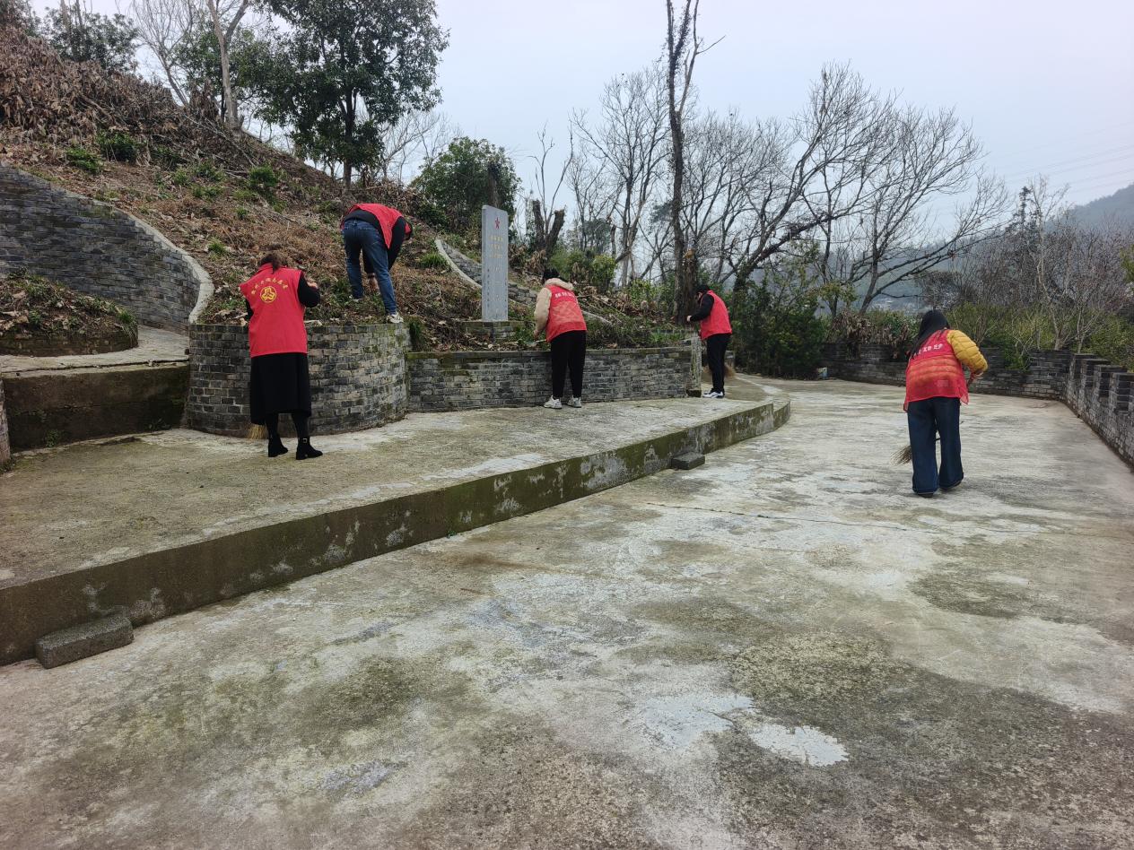 09e047053f20c7ac0da18ec4d2647fa3