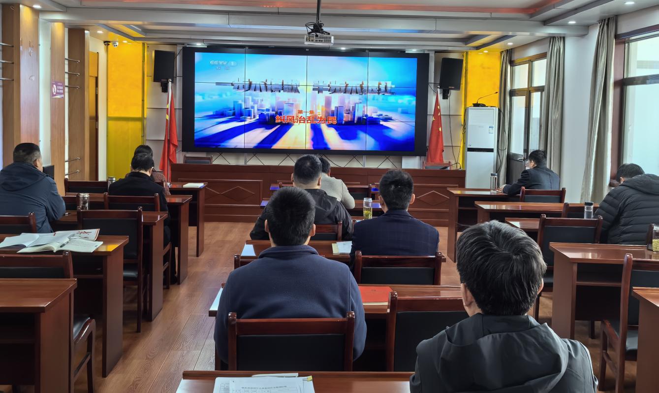 7e1261abf41cf0340c2c1a8177609b6e