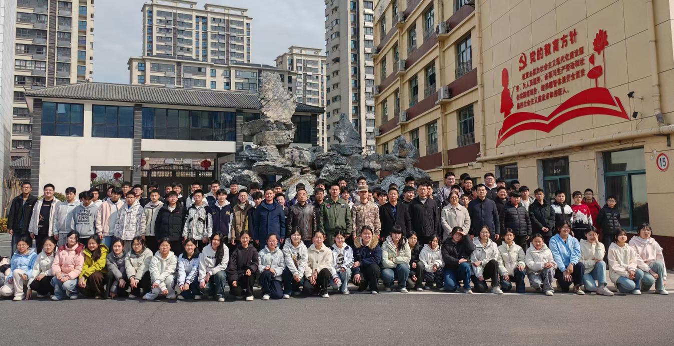 7776a4240726652104a394bb6bcf0f30