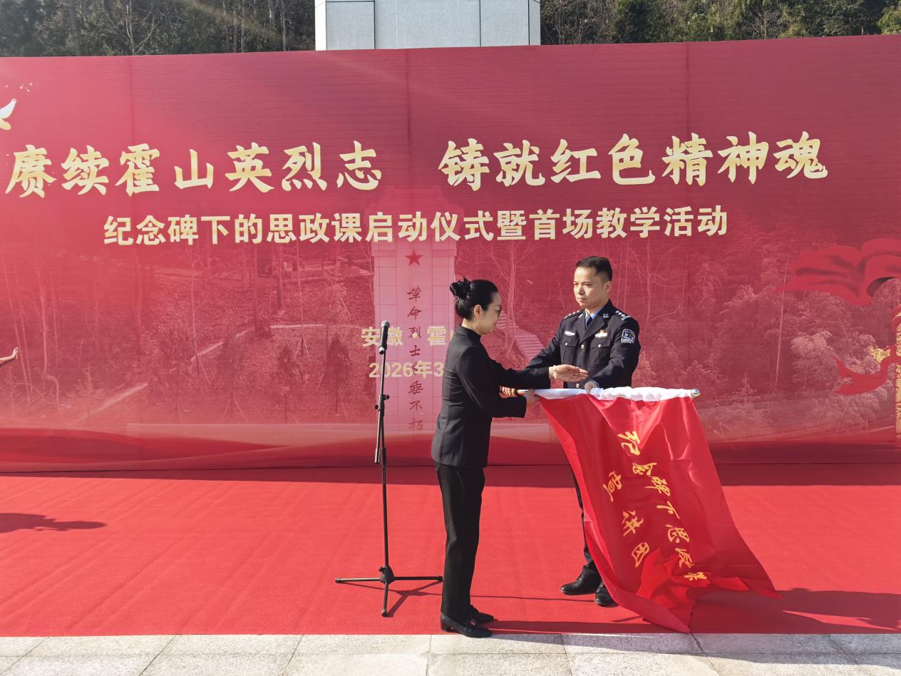 10c34a742a7082f48e21d43f40199380