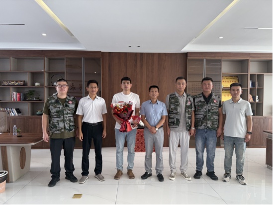 0ccc4f5e-a089-4c2c-ad04-7b5cf196f3fc