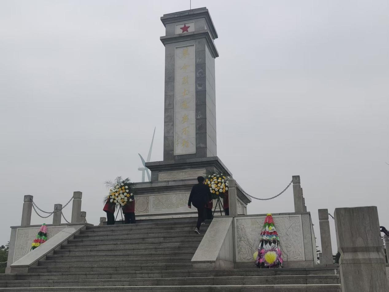 7e68f6e4c15f2b53ab9a382b54484170