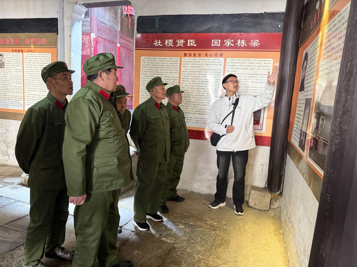 10611ebe5790125a0ede3dfbb7e5282f