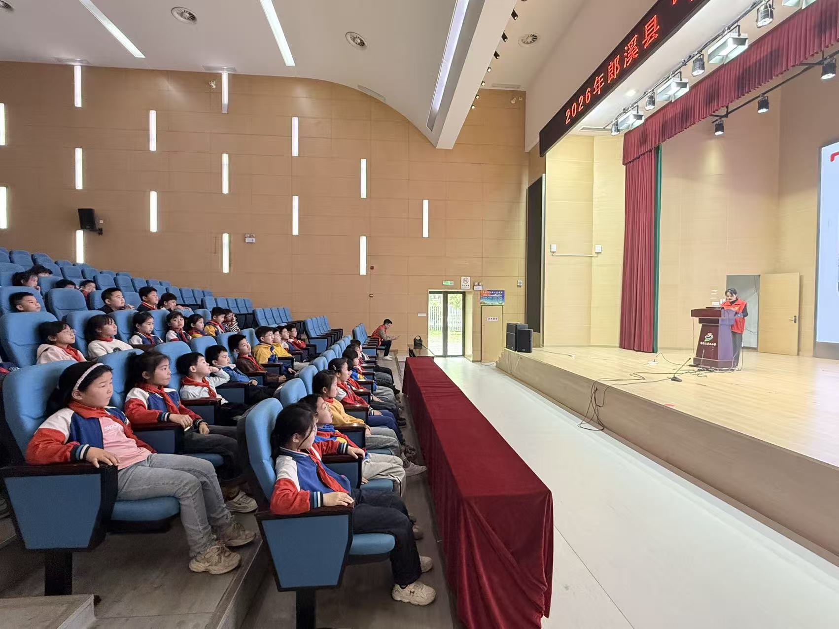 4b527ef151f8305115fd460724529ec0