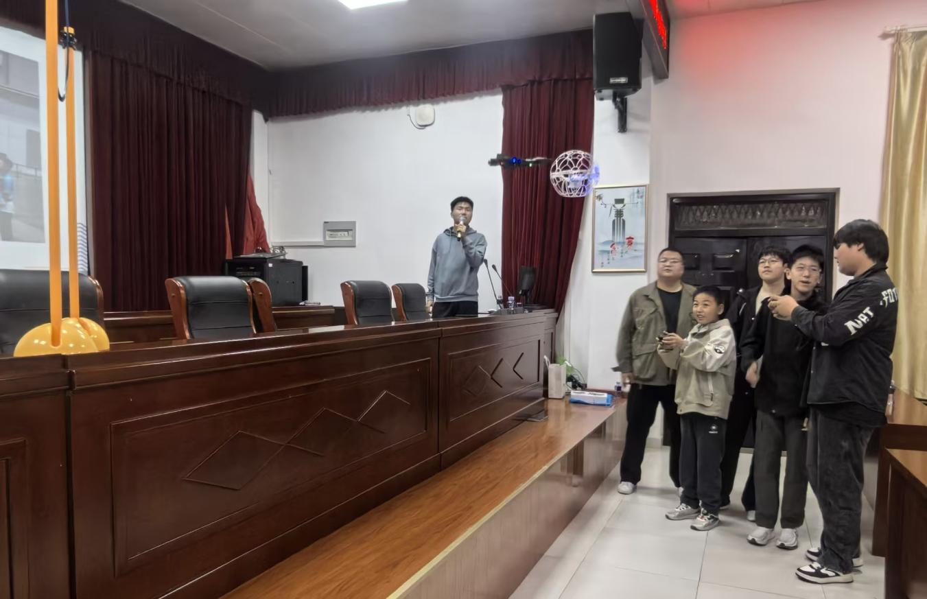 66a8168b60f8a76d3c4dce74c28ff63a