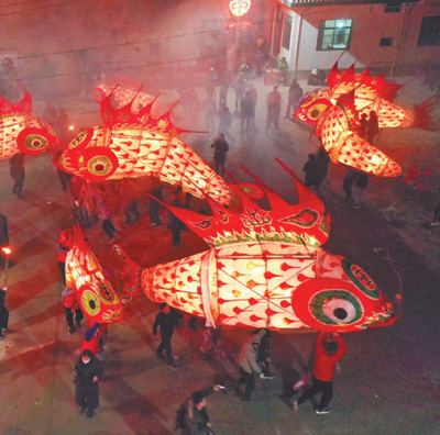 “鱼灯”传承展新姿