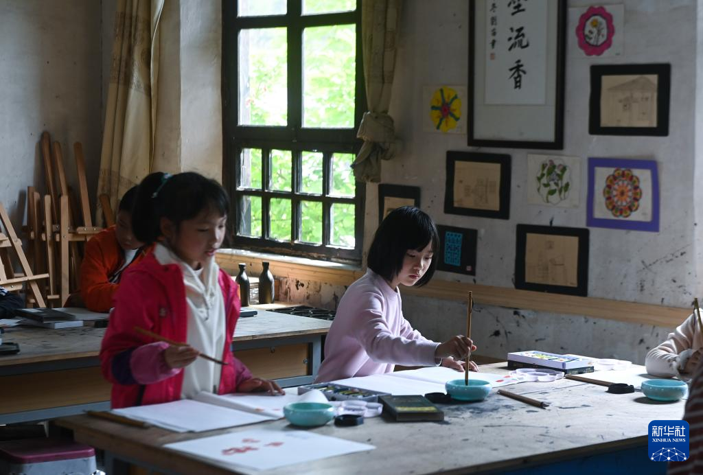 乡村小学开启特色课程“乡村艺课”