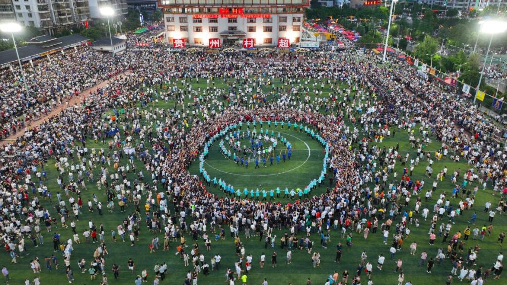 小城何以生机勃勃｜贵州榕江：借“村超”探富民之路(图12)