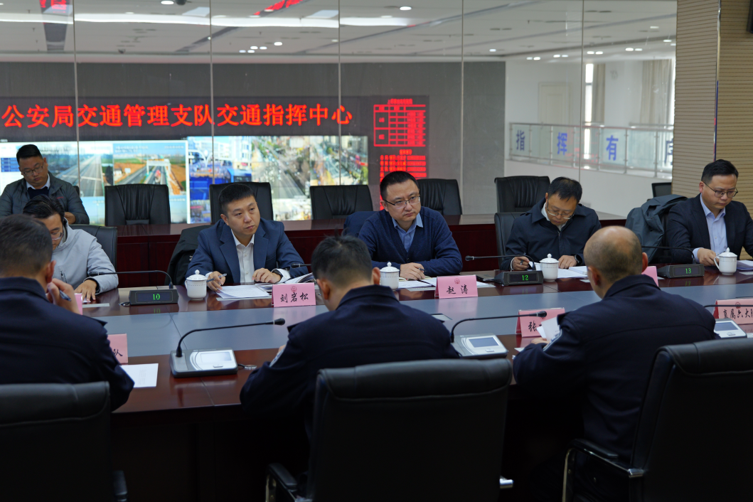 万家灯火平安行平安产险安徽分公司发起春节风险减量公益行动(图1)