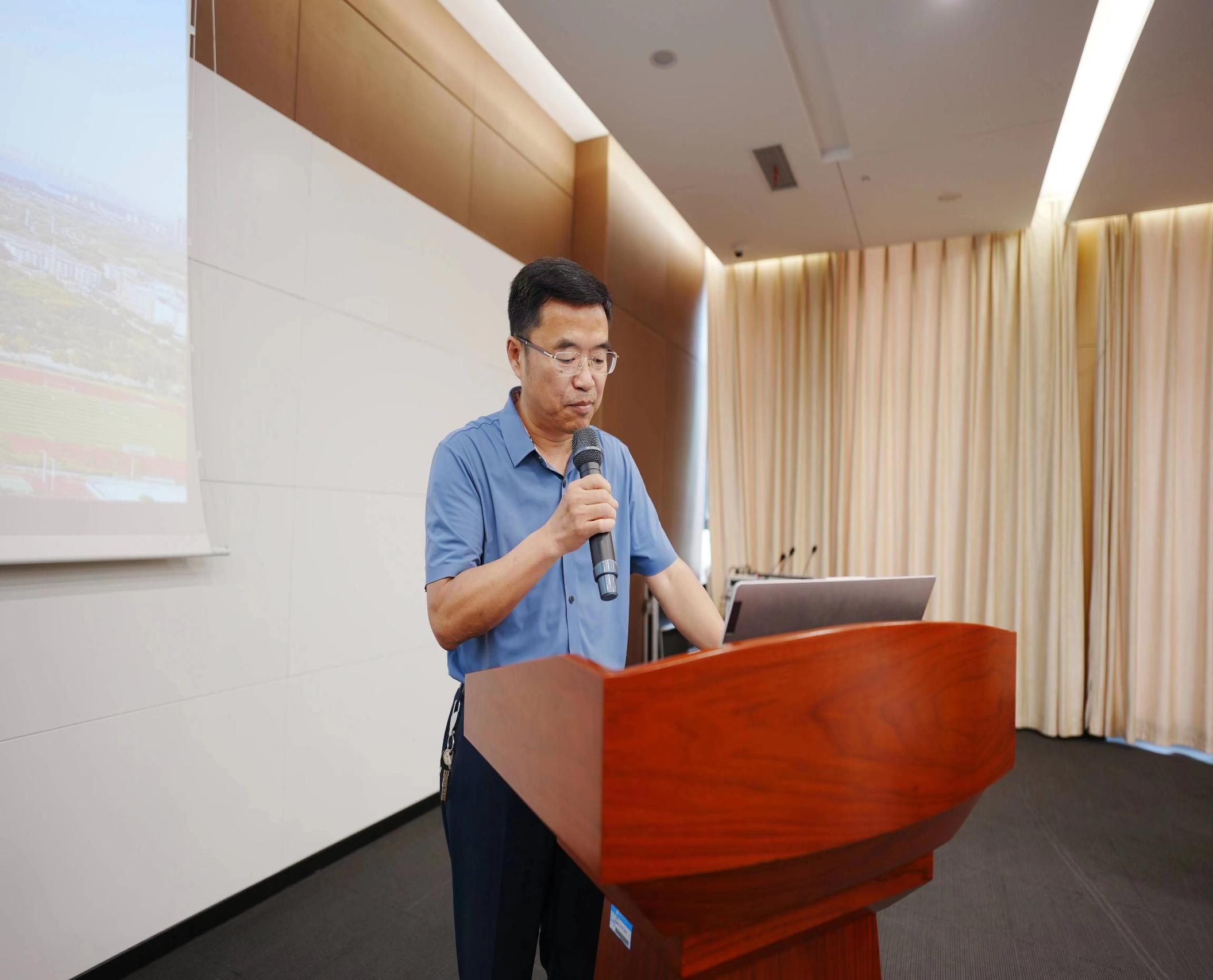 4cf12a8857d630cf8322bda9d77d7ec