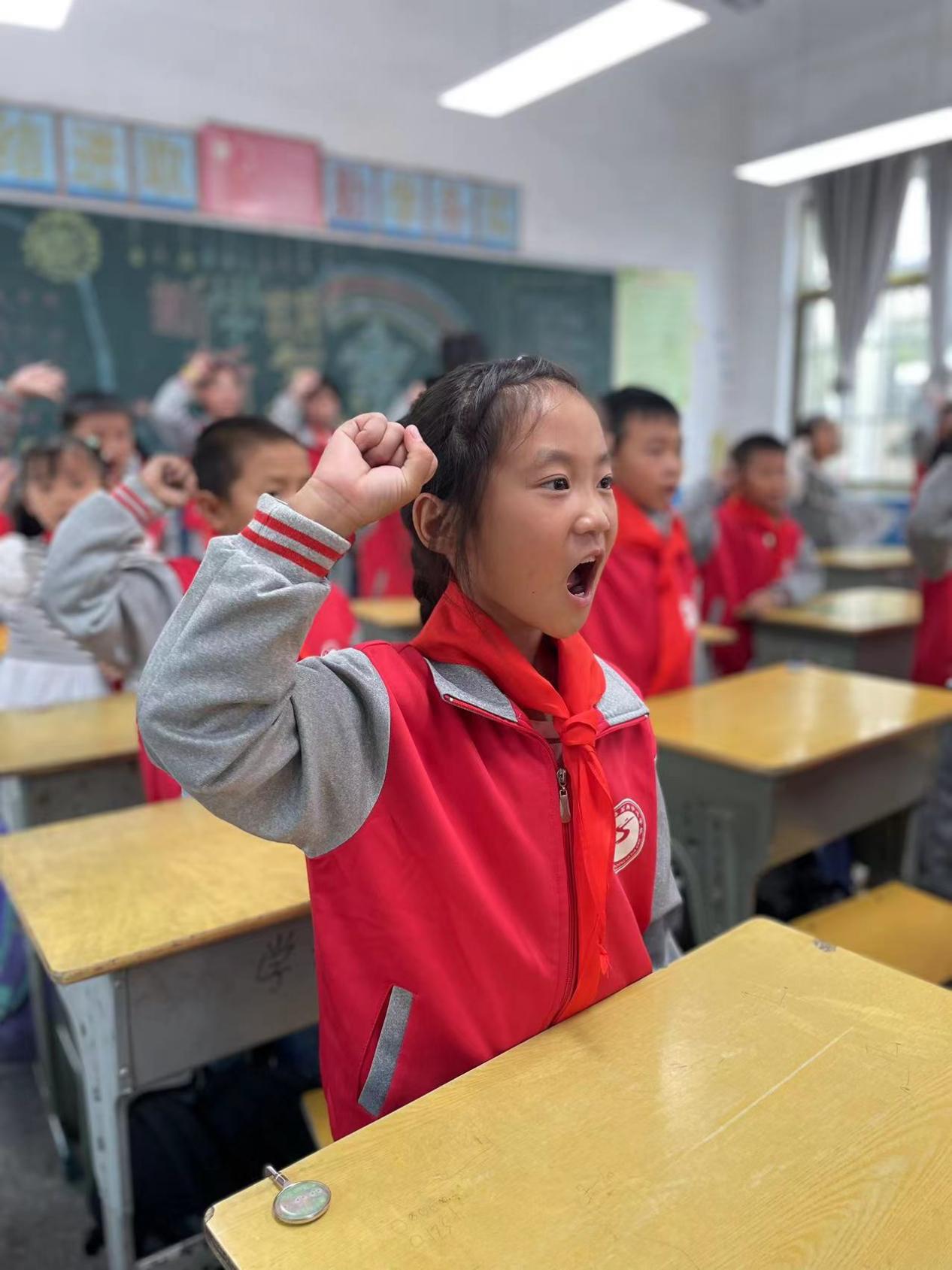 2be58729ce0a4bcde2d0168f7294881